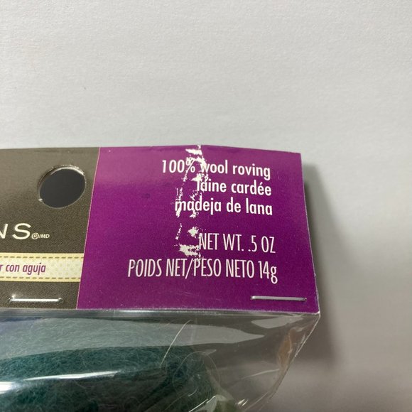 Dimensions FeltWorks Needle Felting Wool Roving Cool Blue Pencil Black 2 Packs - Picture 2 of 13